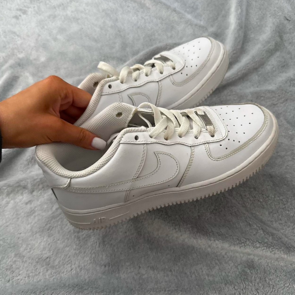 White Sneakers With Swoosh Logo
